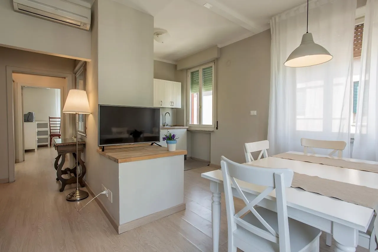 Ca Silvia Lido Di Venezia Apartment Italy